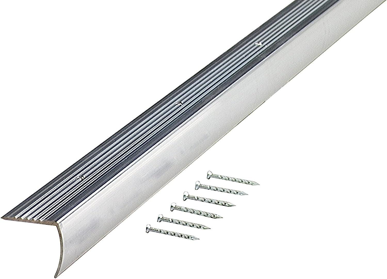 M-D Building Products 78105 Borde de Escalera de Aluminio Plateado de 1-1/8 X 1-1/8 X 72 Pulgadas con Clavos de Tornillo