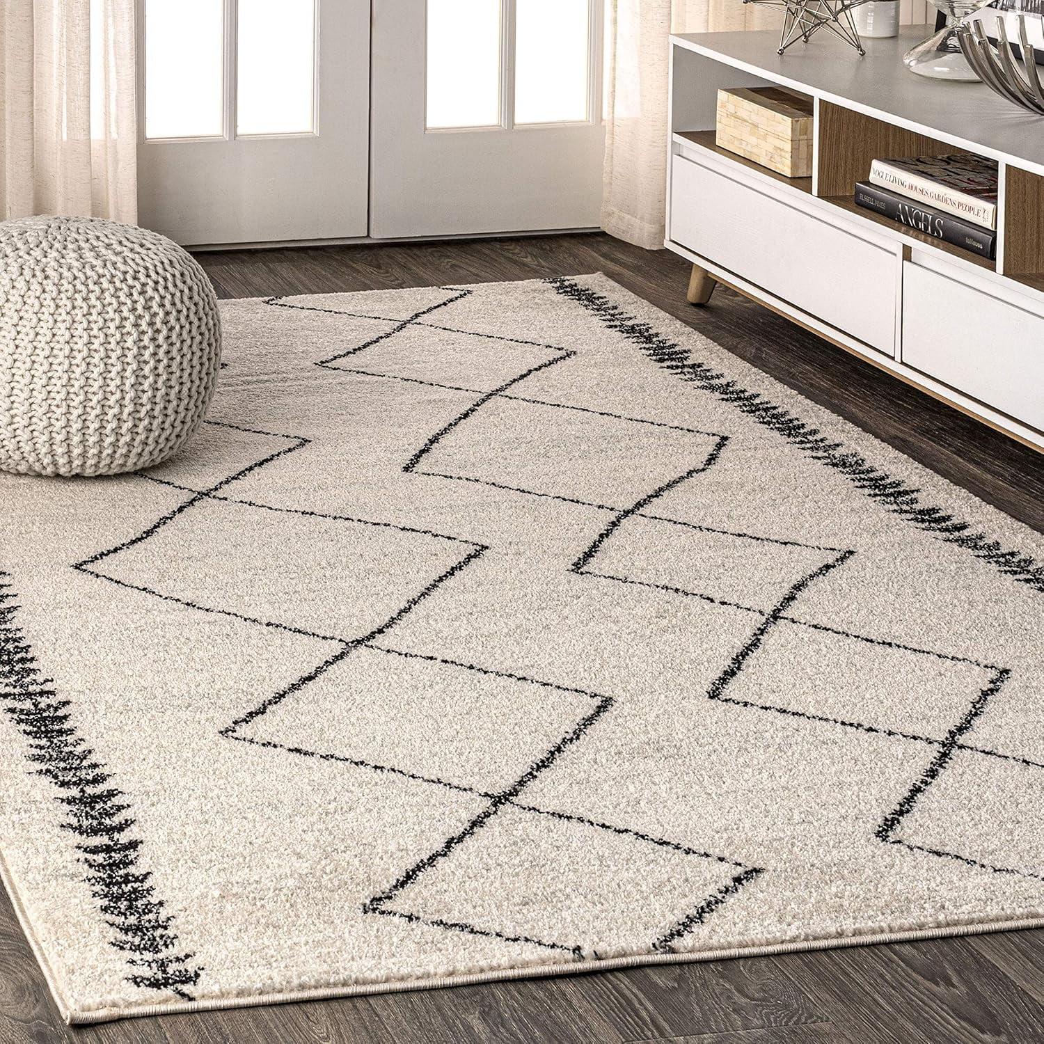 8'x10' Zaina Moroccan Beni Souk Area Rug, Cream/Black - JONATHAN Y