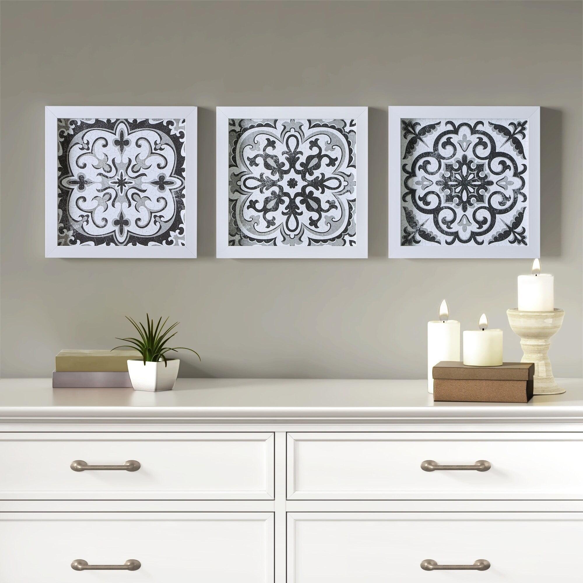 Black and White Medallion Tile 3-Piece Wall Art Set