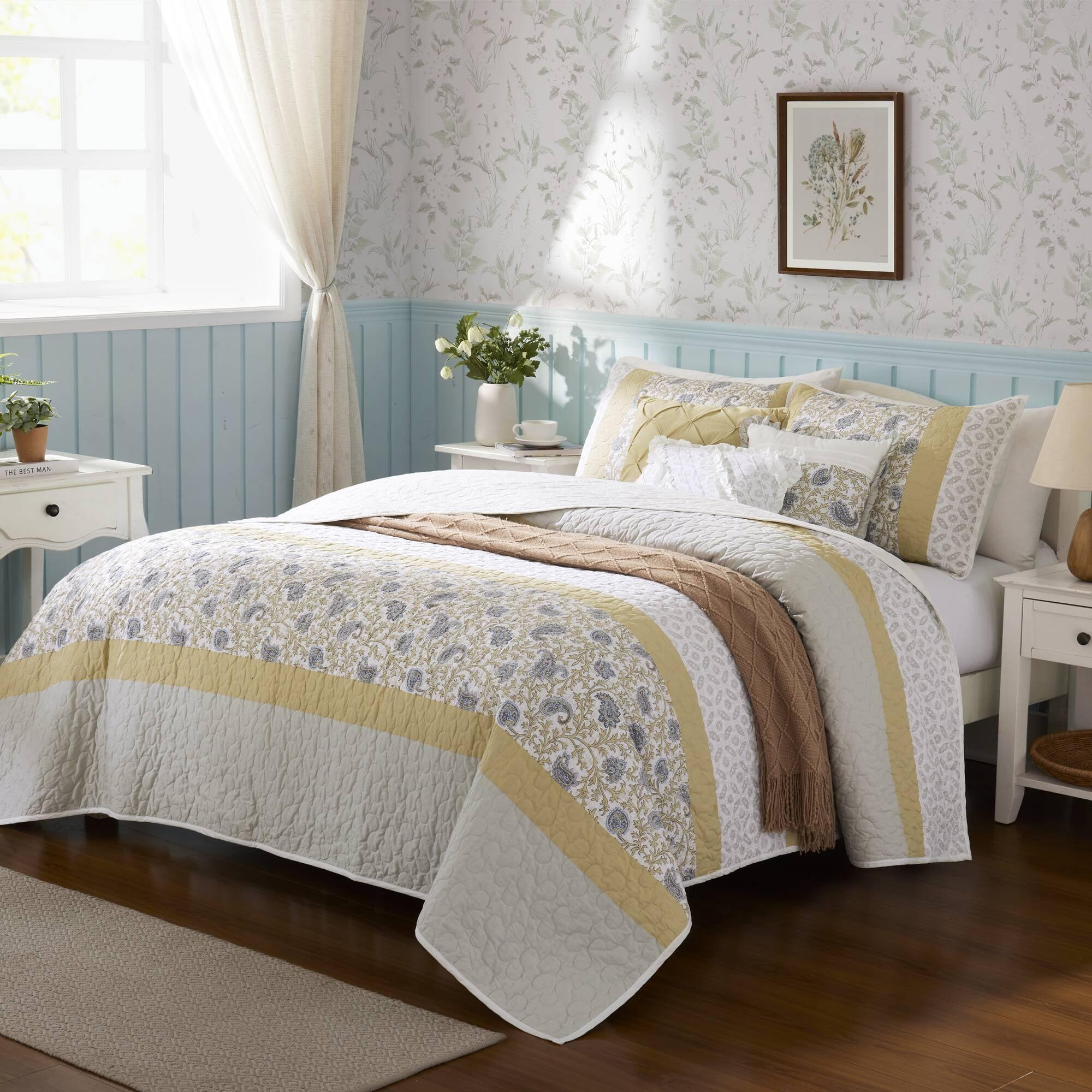 Dawn 6 Piece Cotton Percale Quilt Set with Throw Pillows