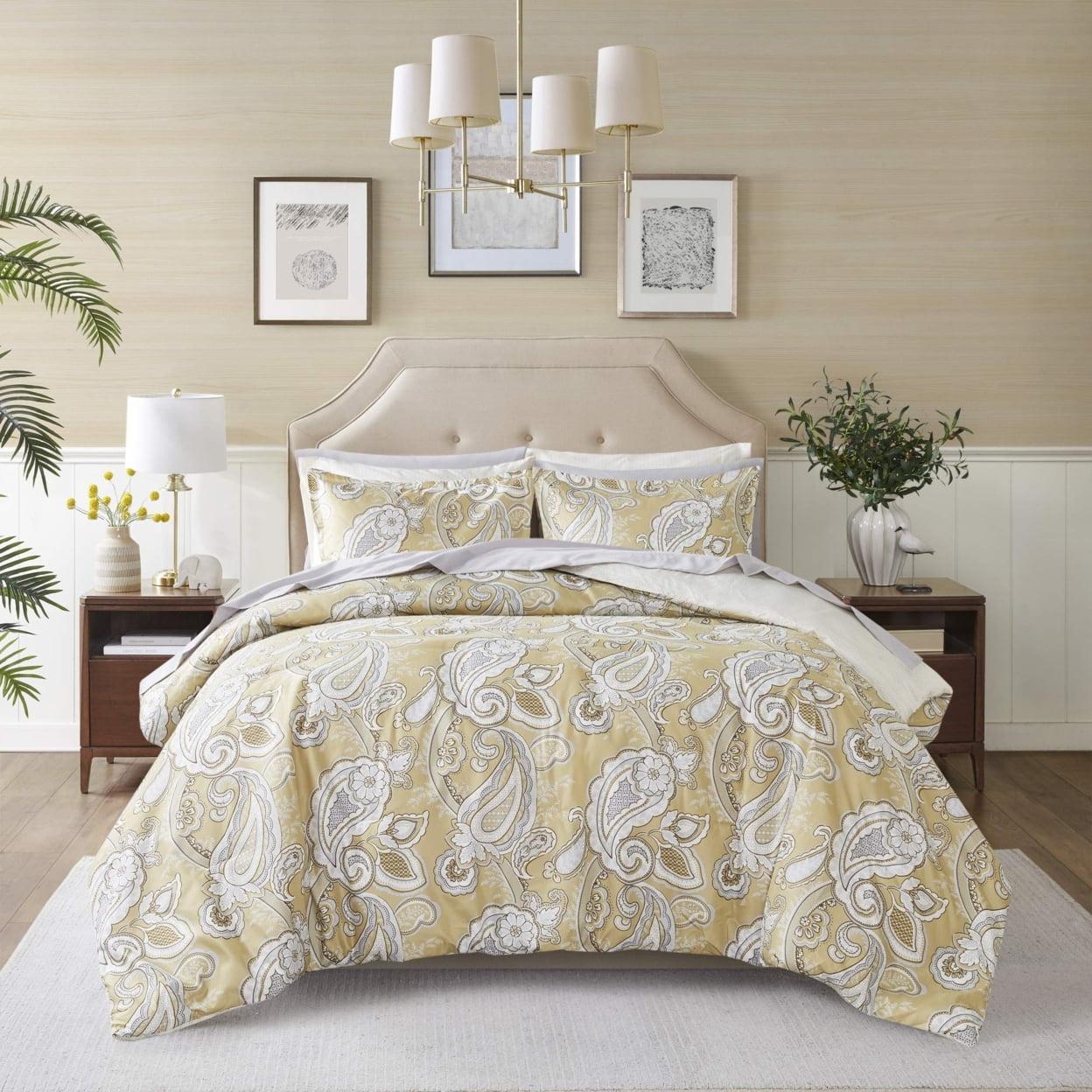 Madison Park Essentials Gracelyn Paisley Print Comforter Set with Sheets