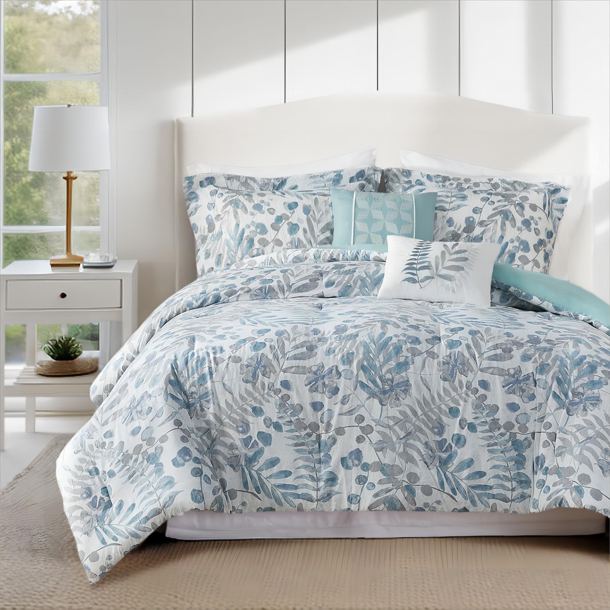 Bonnie 5 Piece Seersucker Comforter Set with Throw Pillows