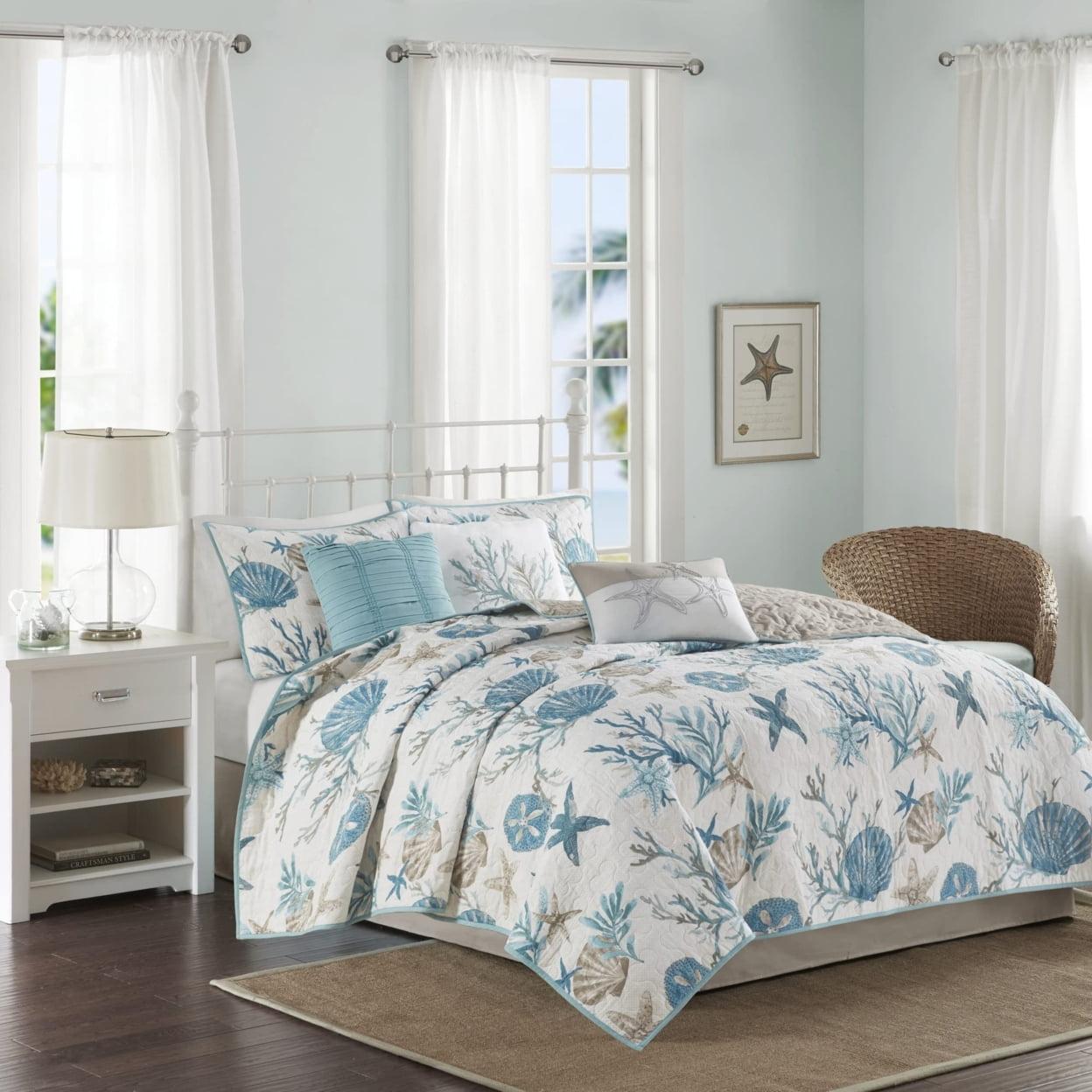 Aqua Blue Cotton Reversible Coastal Quilt Set, Full