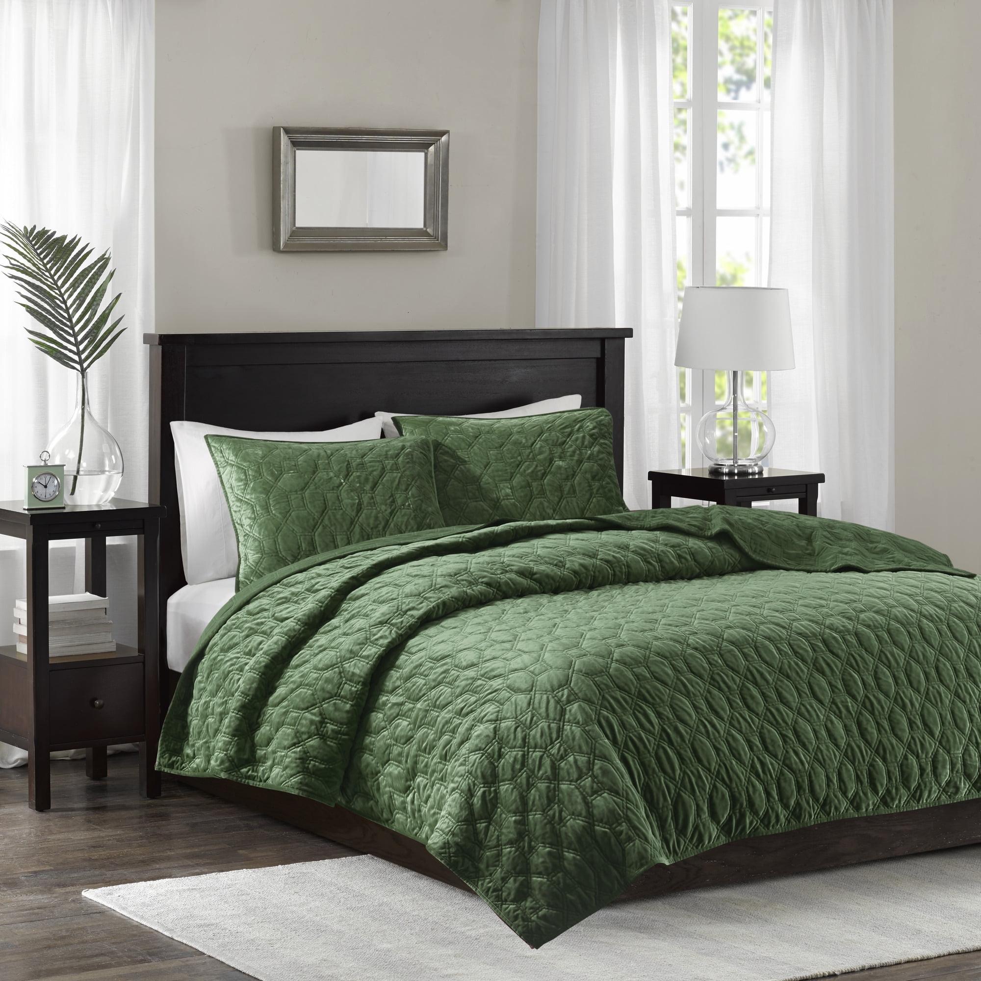 Green Velvet Reversible Full Quilt Set with Shams