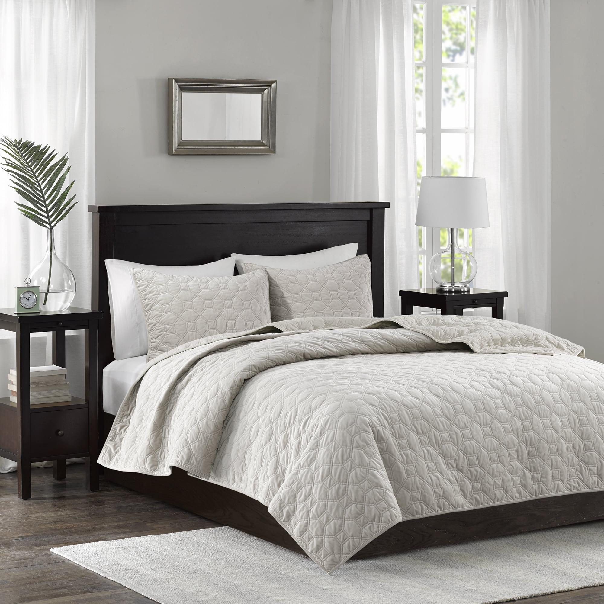 Madison Park Harper 3 Piece Velvet Quilt Set