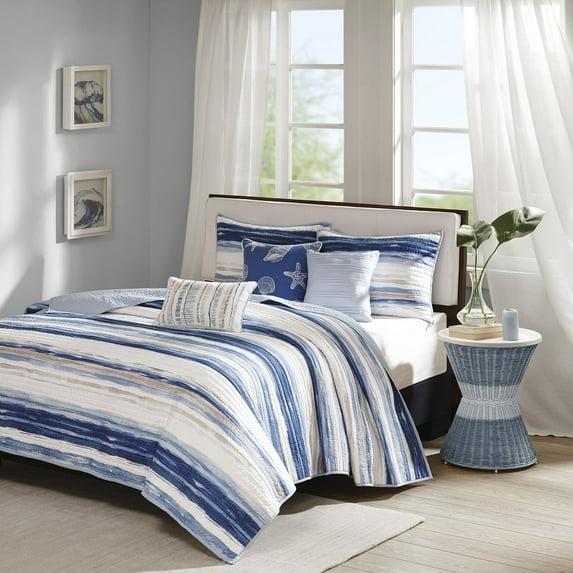 Madison Park Marina 6 Piece Printed Quilt Set with Throw Pillows