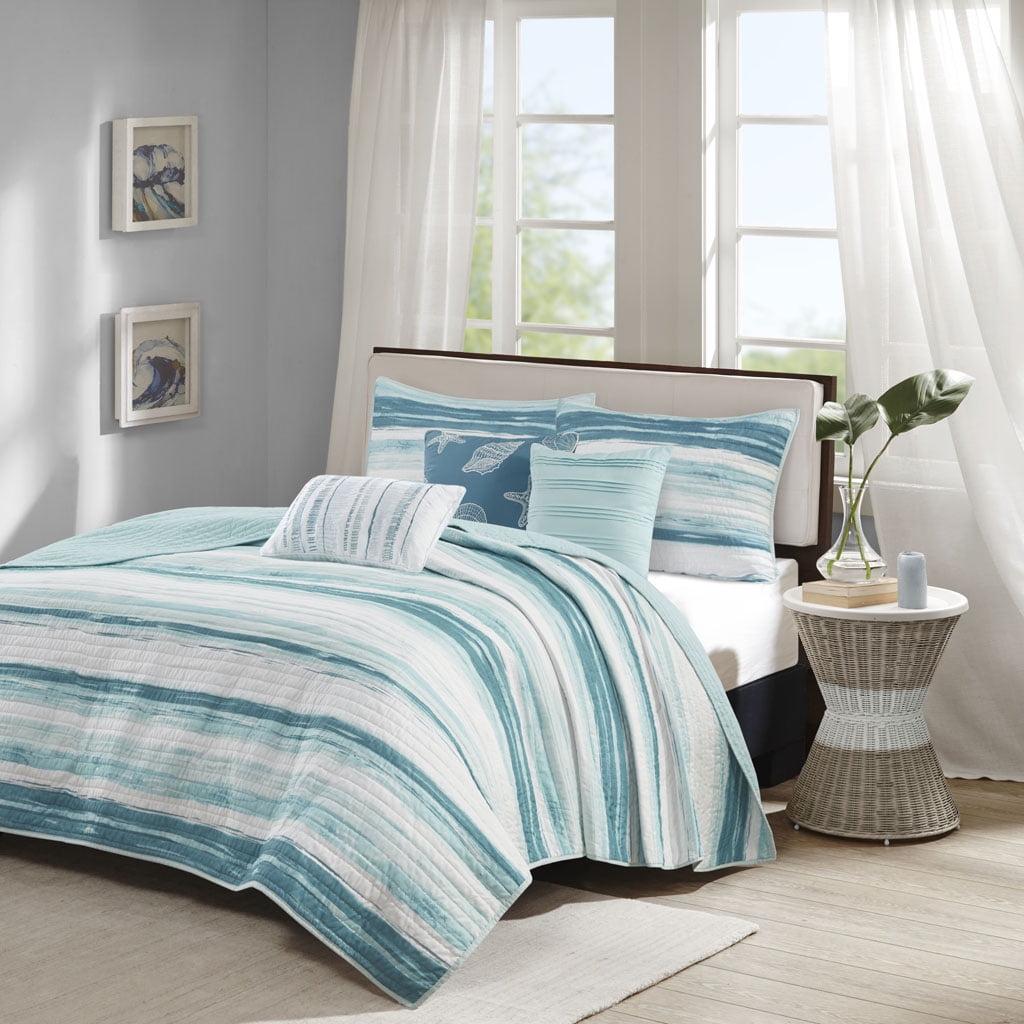 Madison Park Marina 6 Piece Printed Quilt Set with Throw Pillows