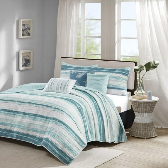 Madison Park Marina 6 Piece Printed Quilt Set with Throw Pillows