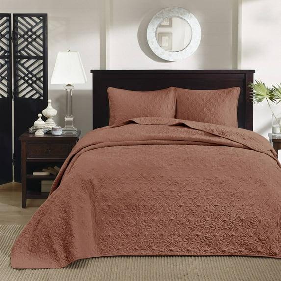 Madison Park Quebec Reversible Bedspread Set