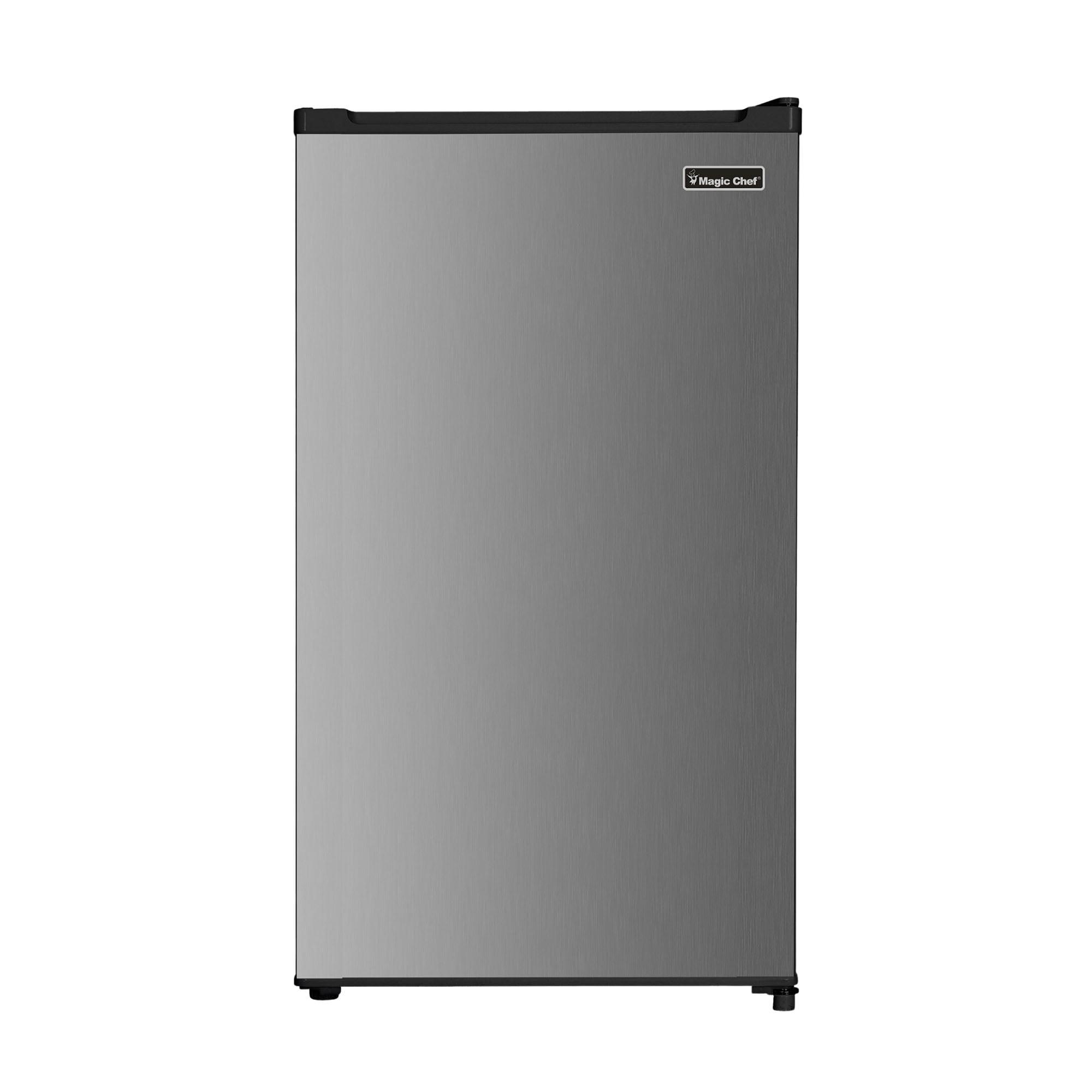 Magic Chef Magic Chef 3.2 Cubic Feet Portable Mini Fridge