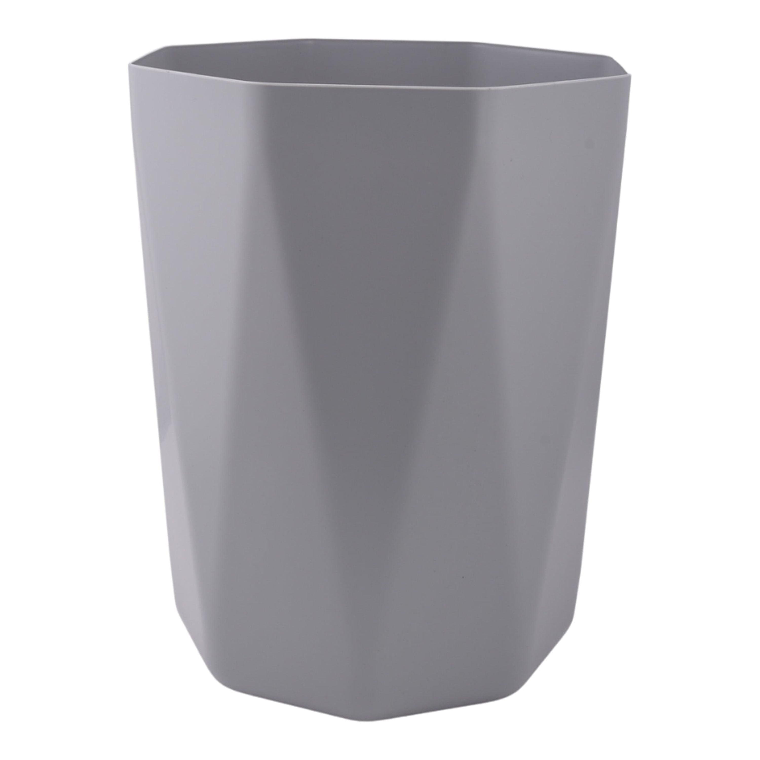 Geometric Silver Plastic 5 Gallon Office Wastebasket