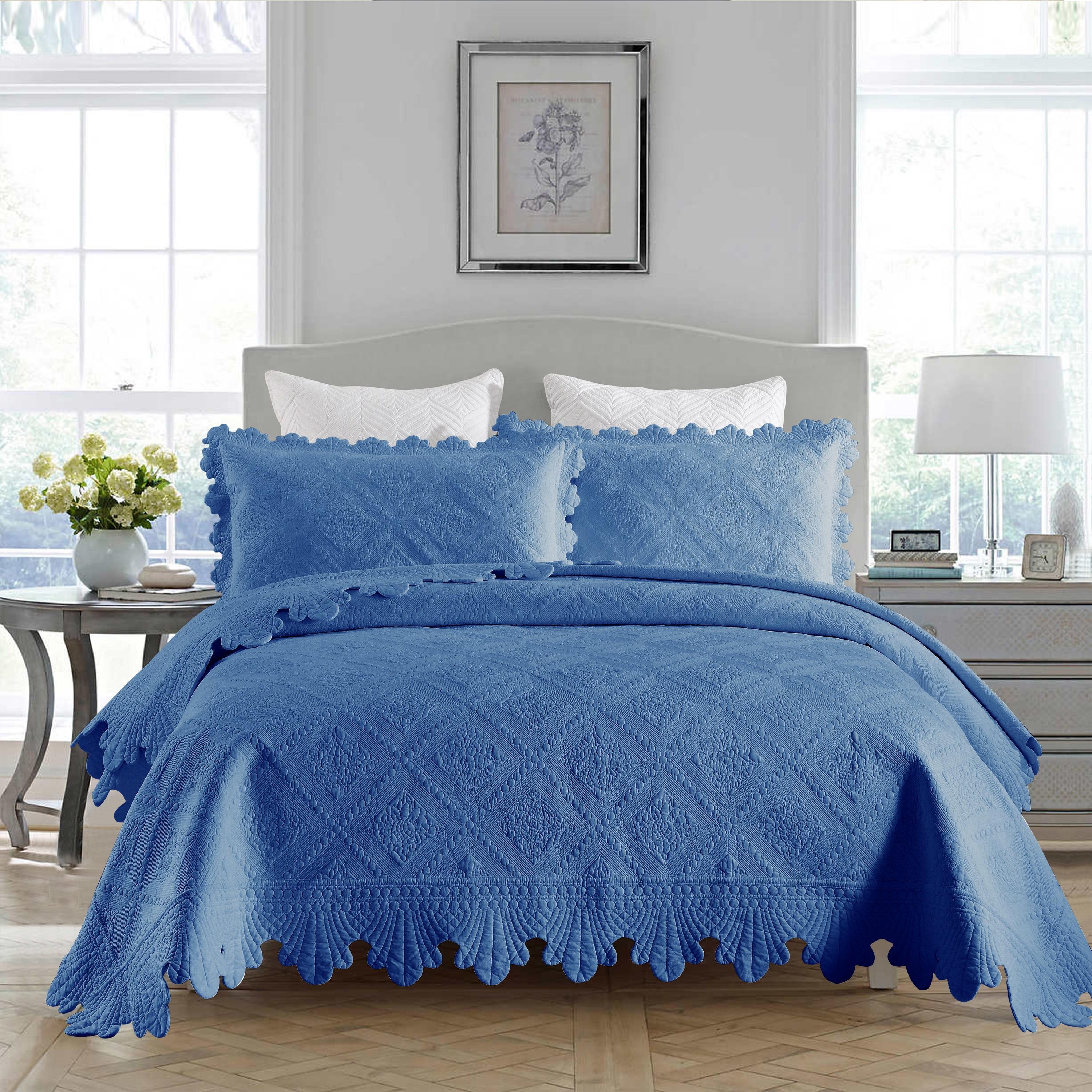 Midtone Blue Cotton King Quilt Set with Pillow Shams