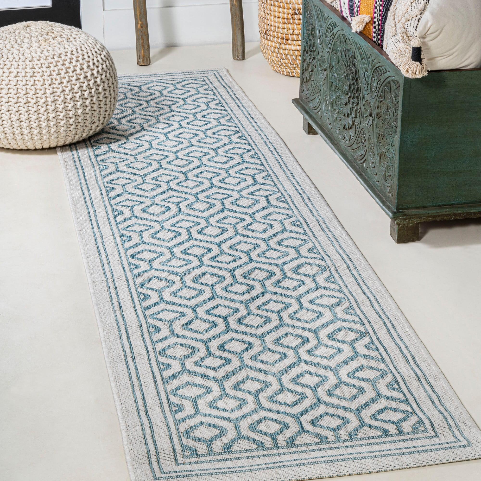 Marvao Diamond Trellis Indoor/Outdoor Area Rug - JONATHAN Y