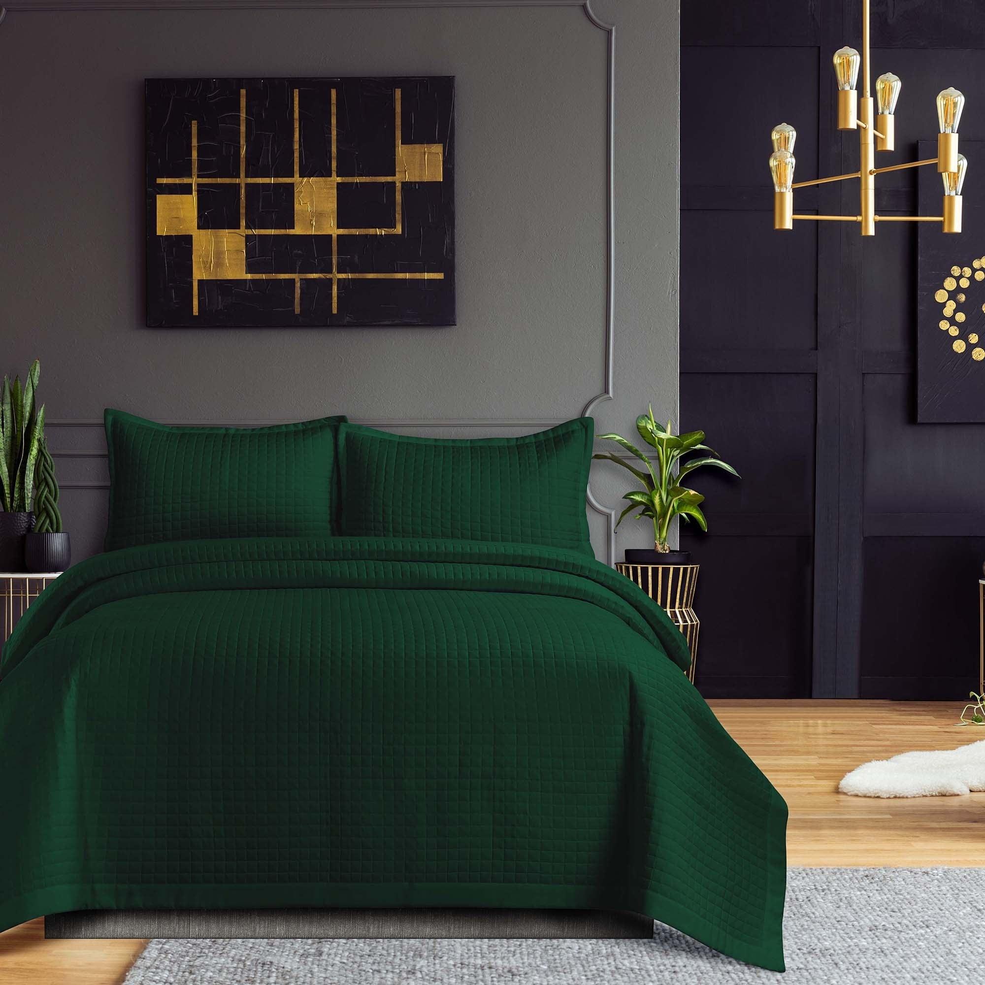 Queen Naples Microfiber Quilt Set Emerald Green - Tribeca Living: 3-Piece, Box Quilting Design, All Ages