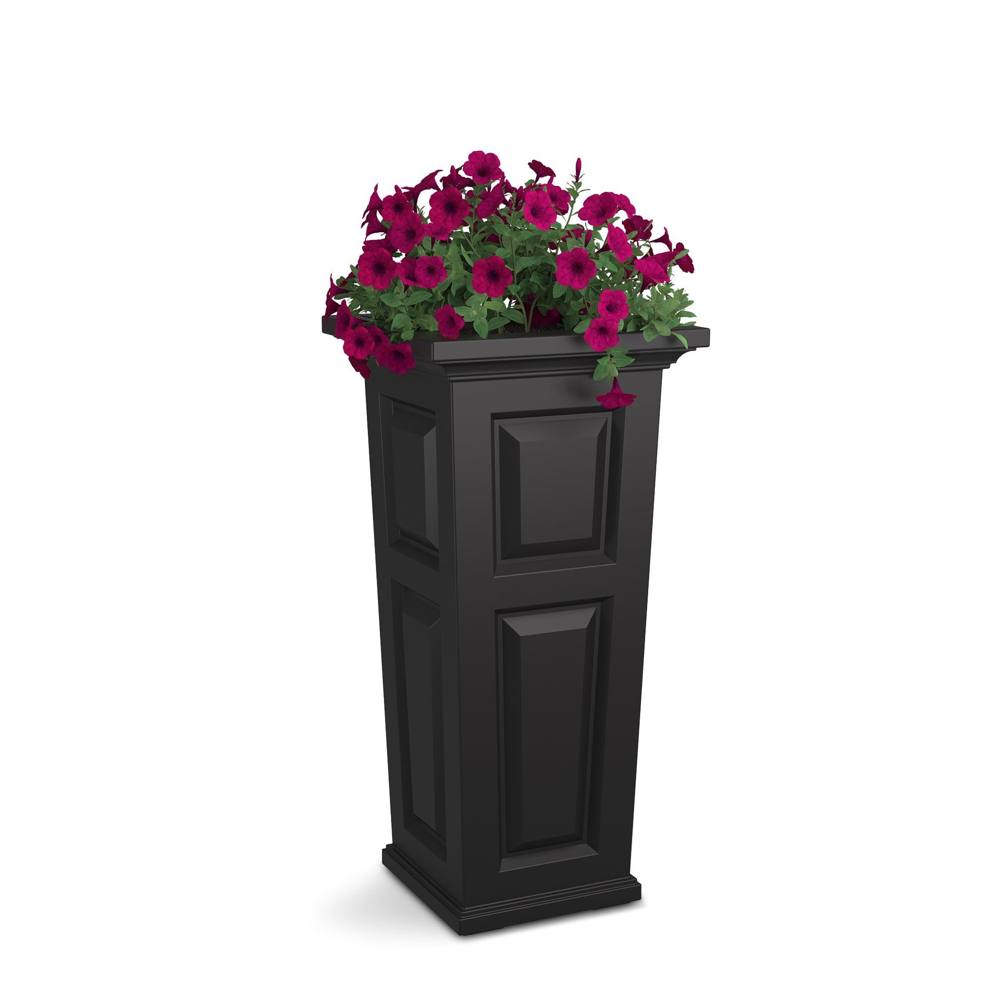 Mayne Inc. Nantucket Pot Planter