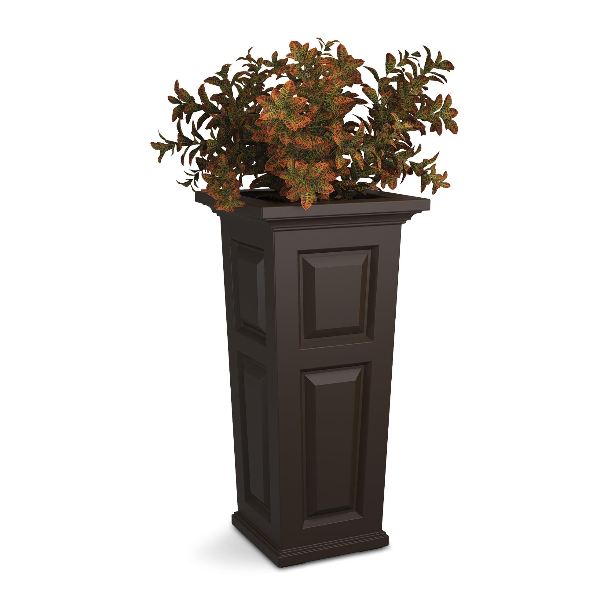 Mayne Inc. Nantucket Pot Planter