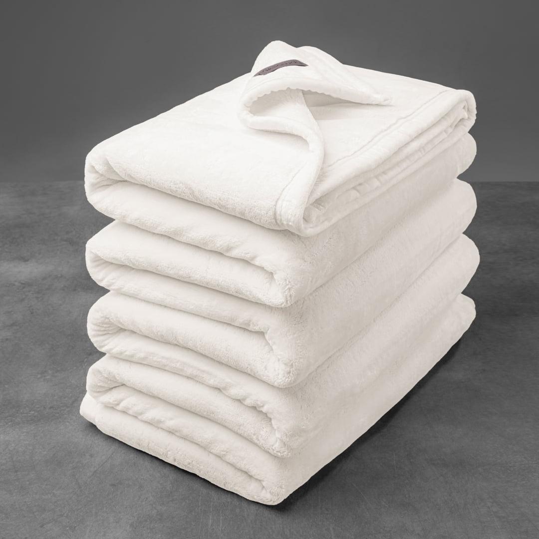 Mellowdy White Plush Flannel King Blanket 108x90