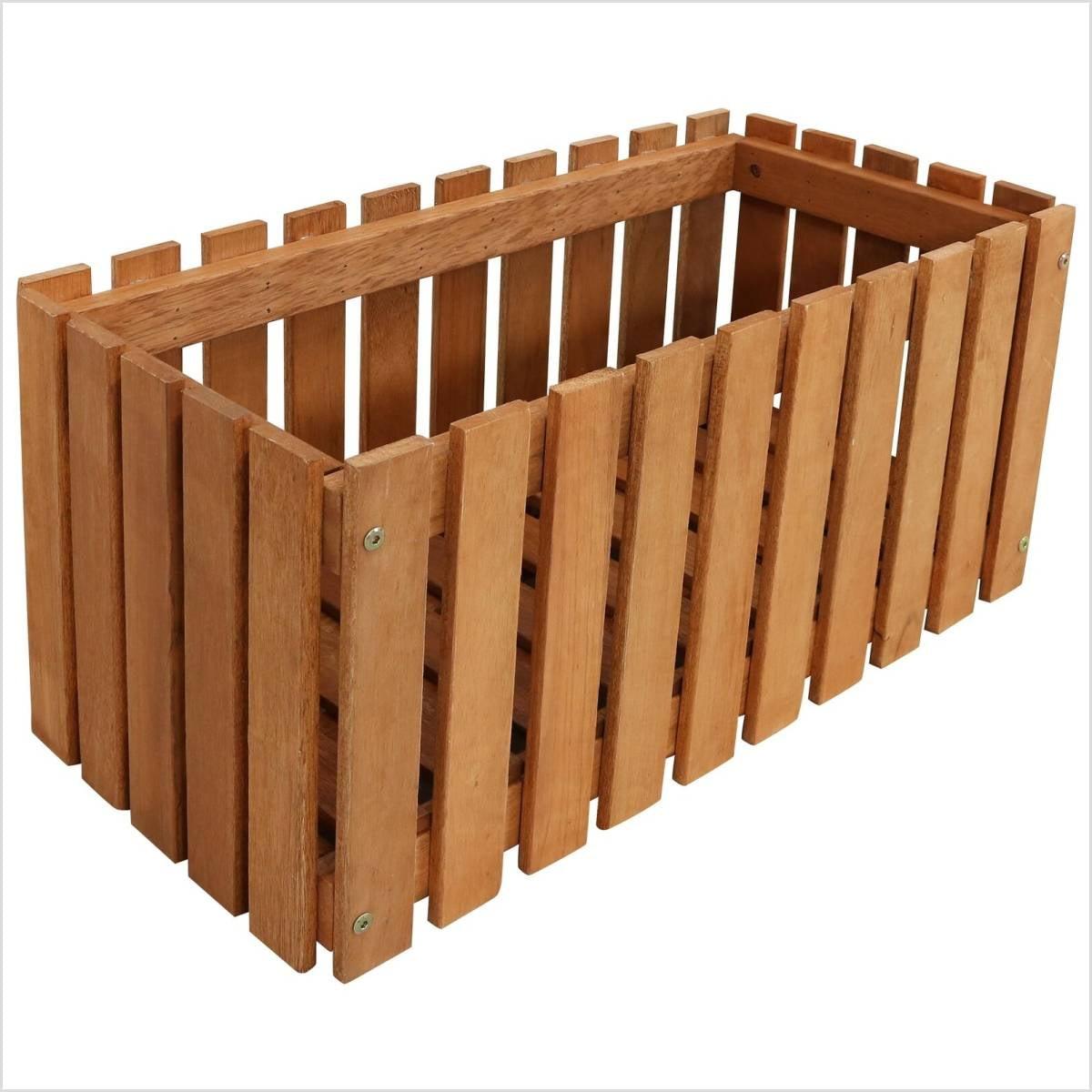 Meranti Wood Picket-Style Planter Box for Outdoor Spaces - 24" Brown