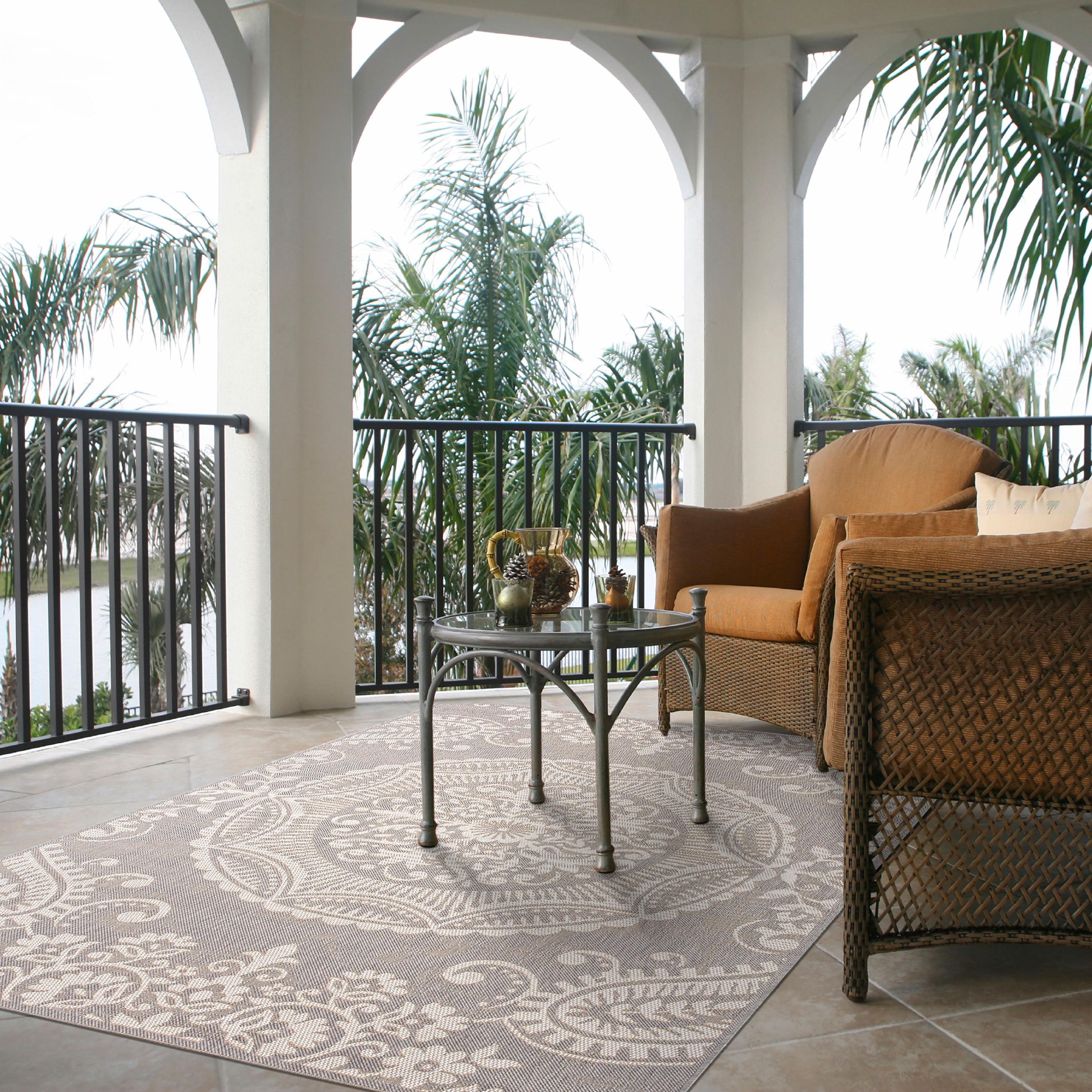 Candace Floral Gray/Cream Indoor/Outdoor Area Rug