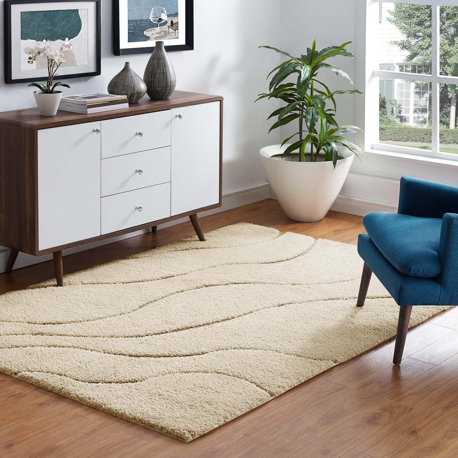 Elegant Creame and Beige 5'x8' Abstract Swirl Shag Rug