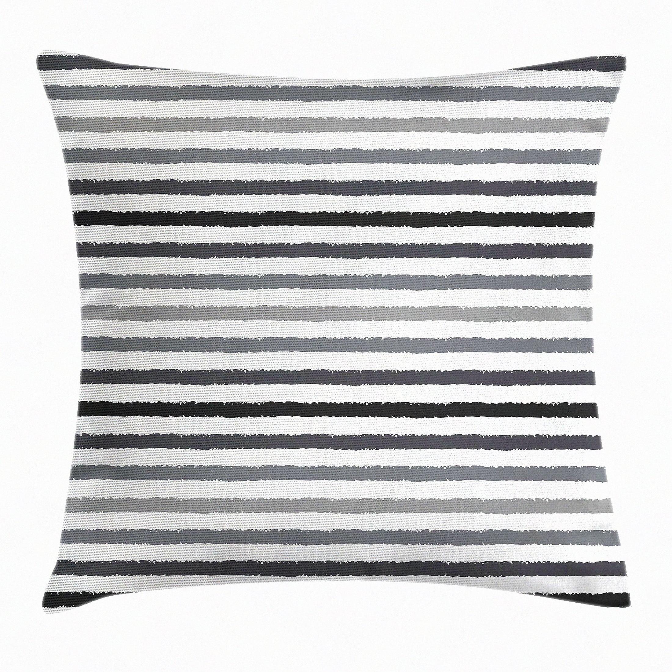 Rizzy Home 20" x 20" Pillow Cover