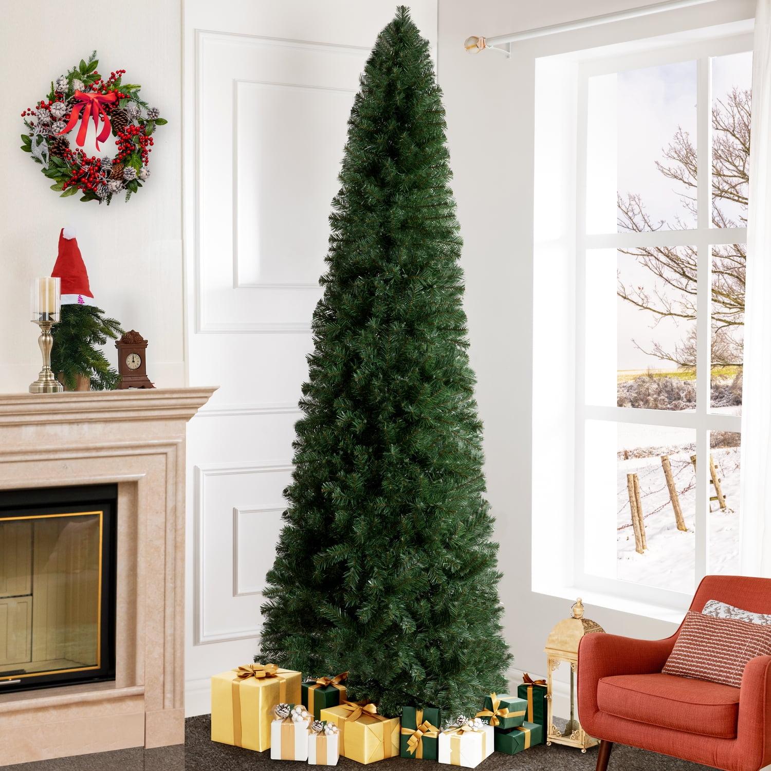 Slim Green Pre-Lit 7.5 ft Artificial Christmas Tree with 500 Lights