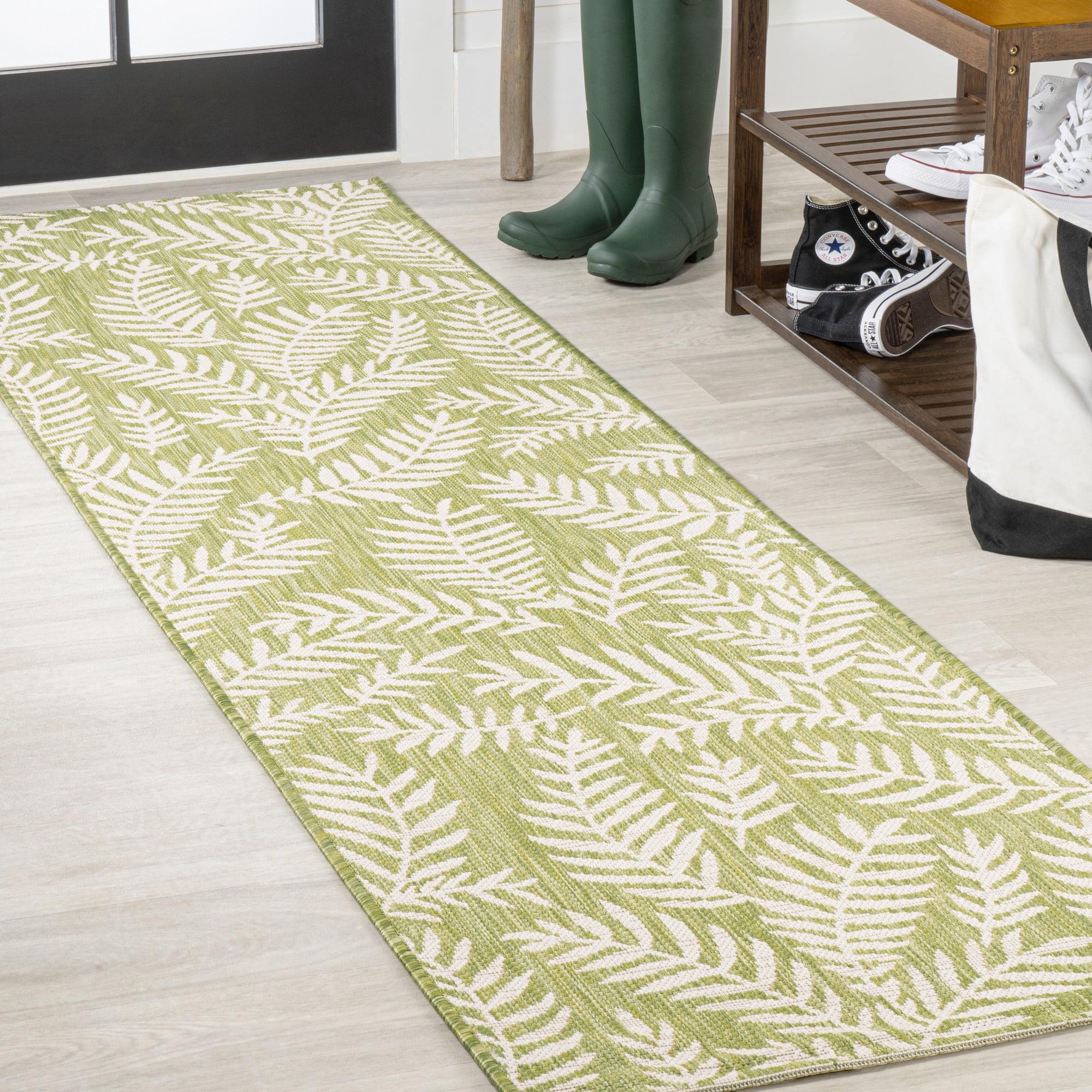 Nevis Palm Frond Indoor/Outdoor Area Rug - JONATHAN Y