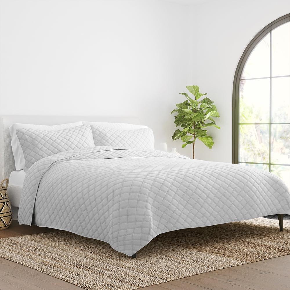 Noble Linens 3-Piece Light Gray Diamond Quilt Set, Twin / Twin XL