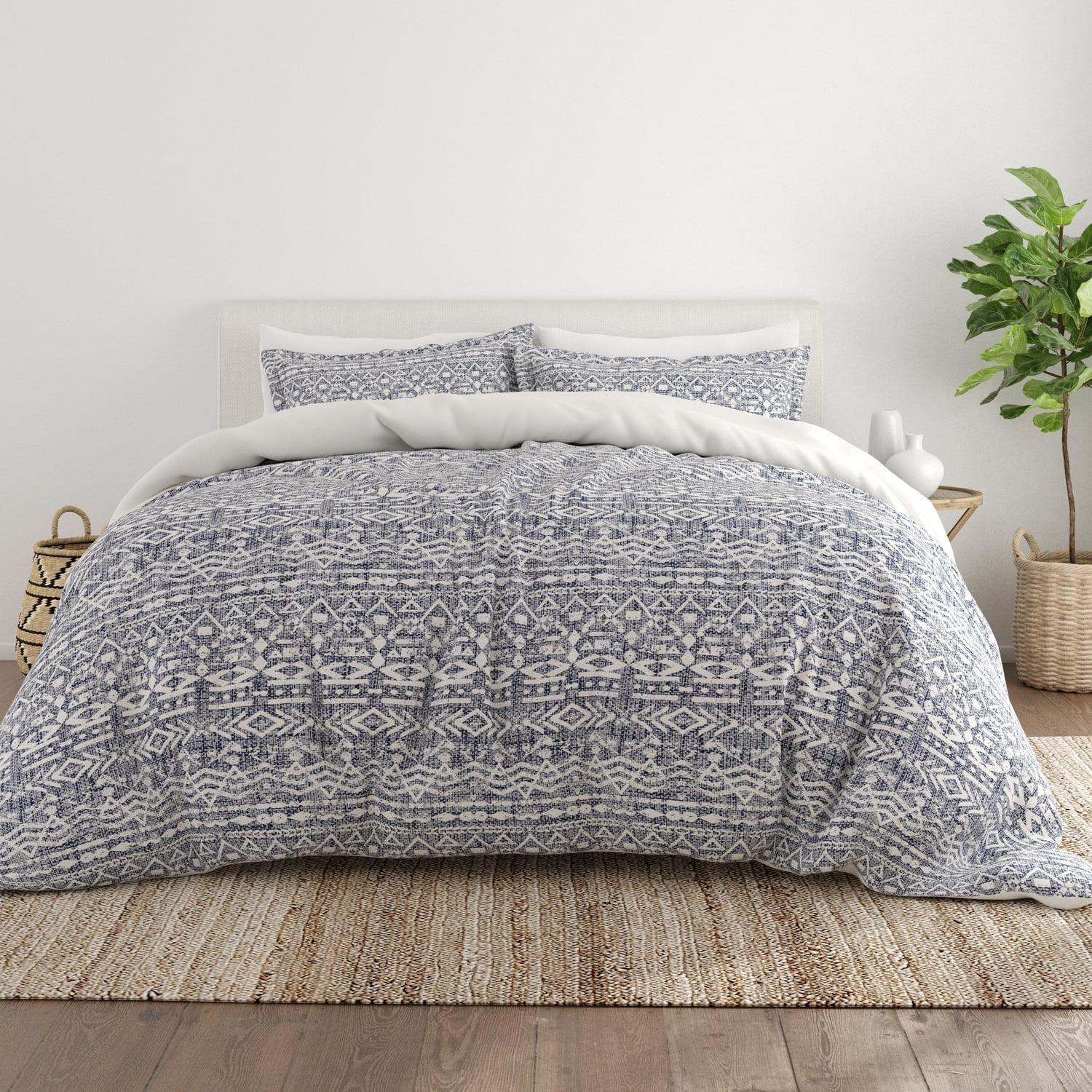 Navy and White Geometric Print King/CalKing Duvet Cover Set