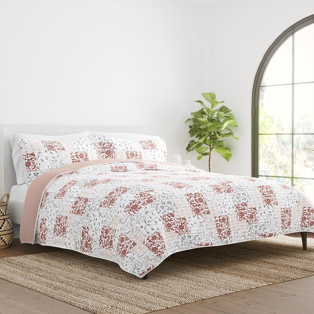 Blush Full Reversible Microfiber Quilt Set with Shams