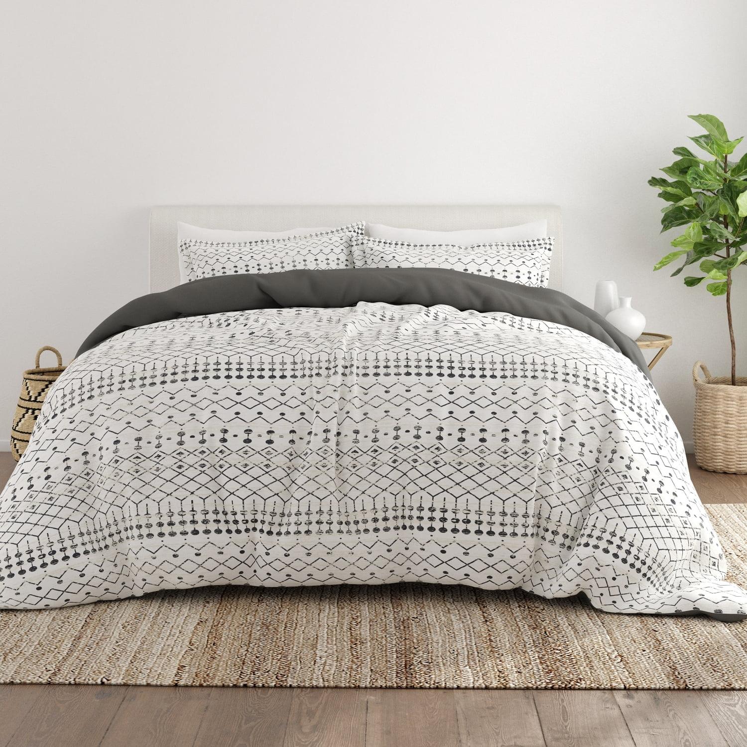 Gray and White Reversible Etched Gate Twin Duvet Cover Set