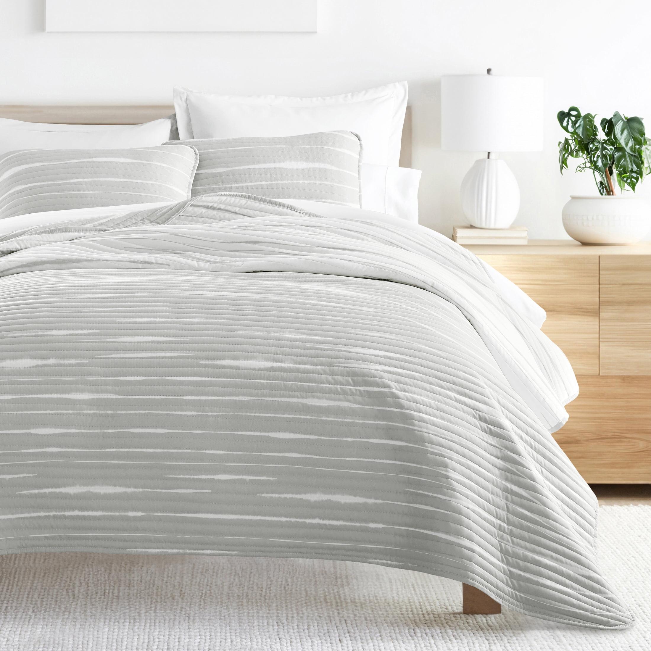Becky Cameron Becky Cameron Lightweight Coastal Reversible Quilt Set