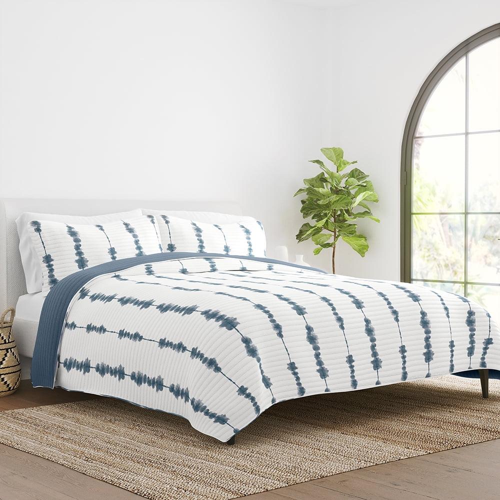 Navy and White Reversible Microfiber Twin Quilt Set