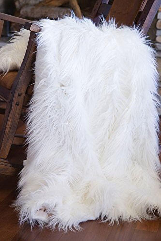 North End Decor Throw Blanket