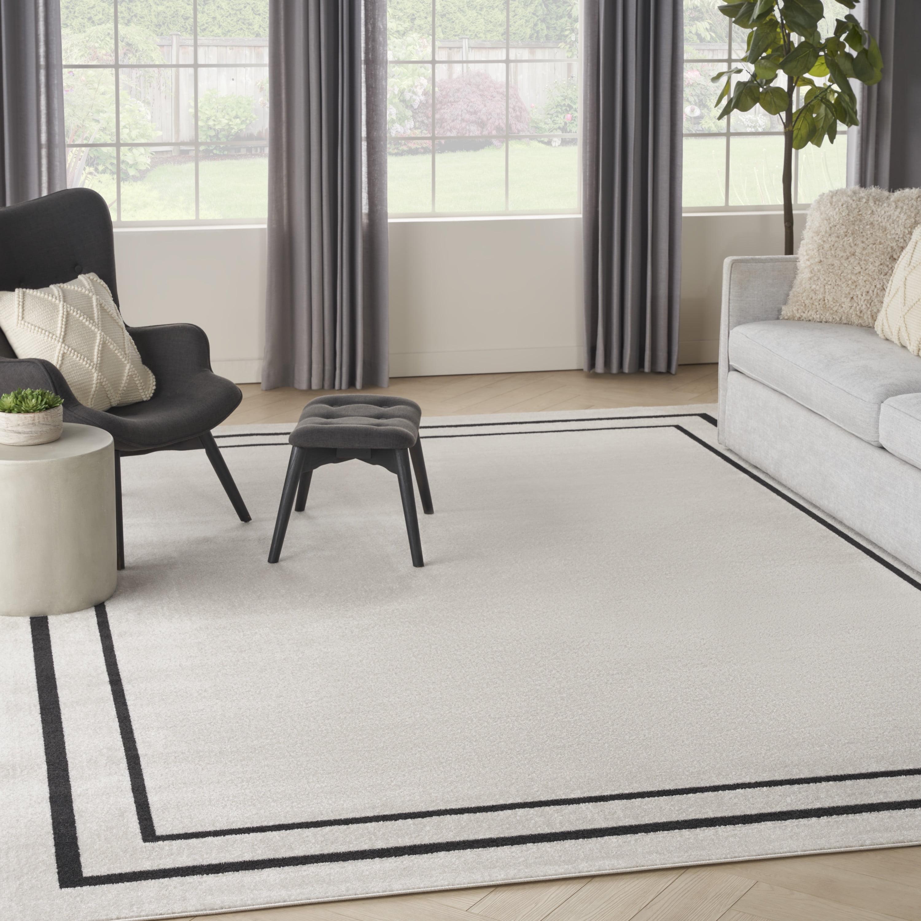 Ivory & Black Contemporary Outdoor 8' x 10' Polypropylene Area Rug