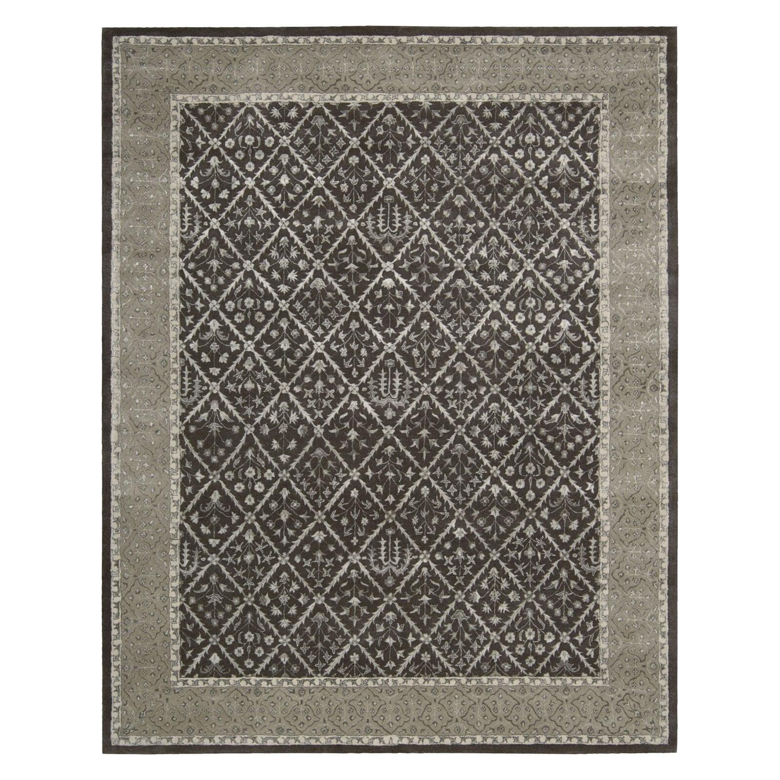 Elegant Symphony 42" Gray Tufted Wool-Viscose Blend Area Rug