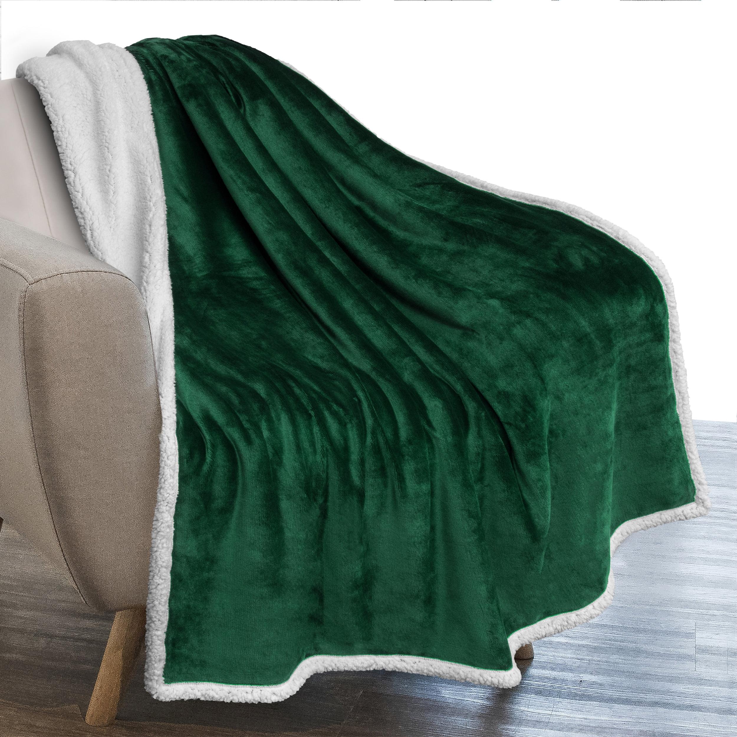 Emerald Green Reversible Fleece and Sherpa Throw Blanket