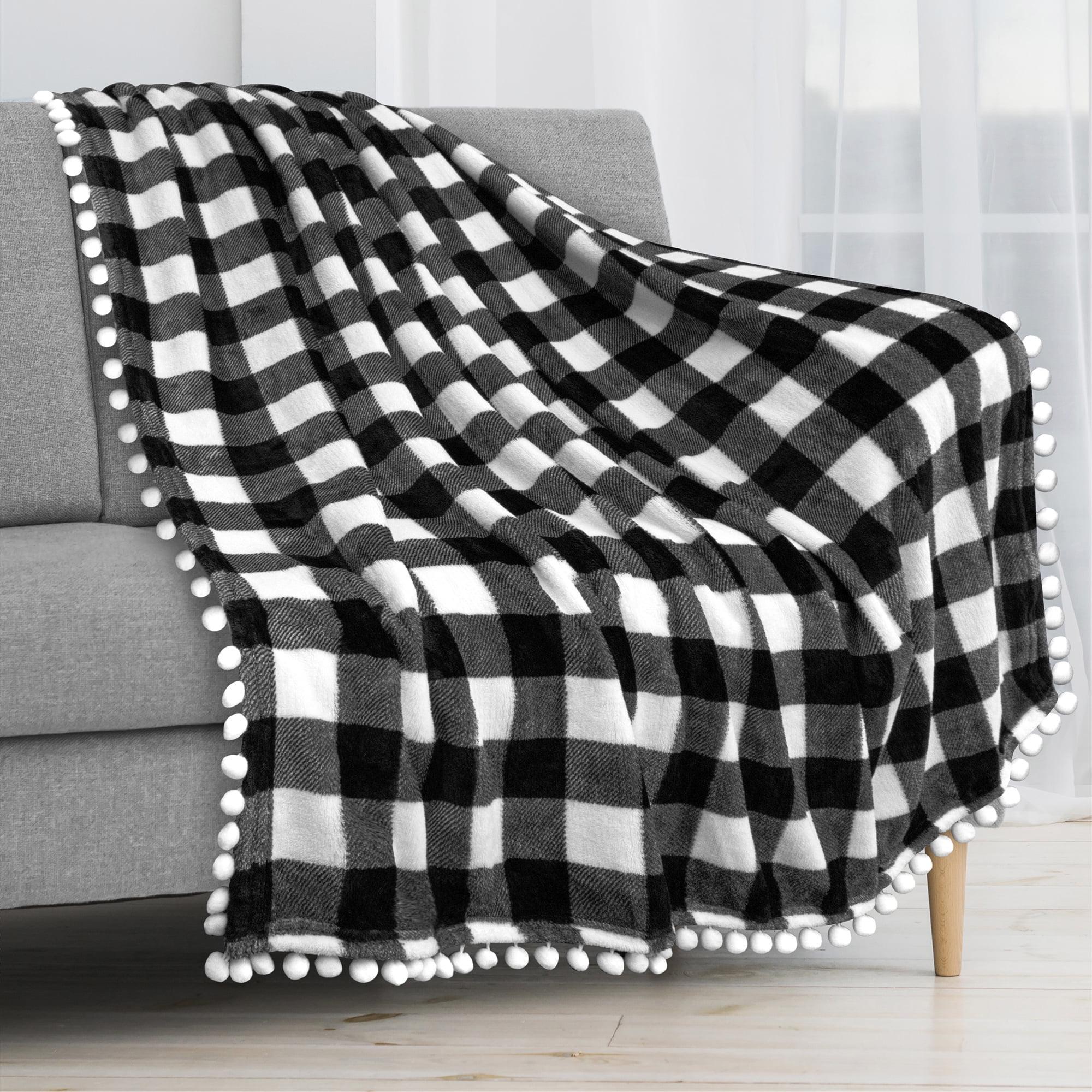 Pavilia Deluxe Checkered White Twin Fleece Throw with Pom Pom Fringe