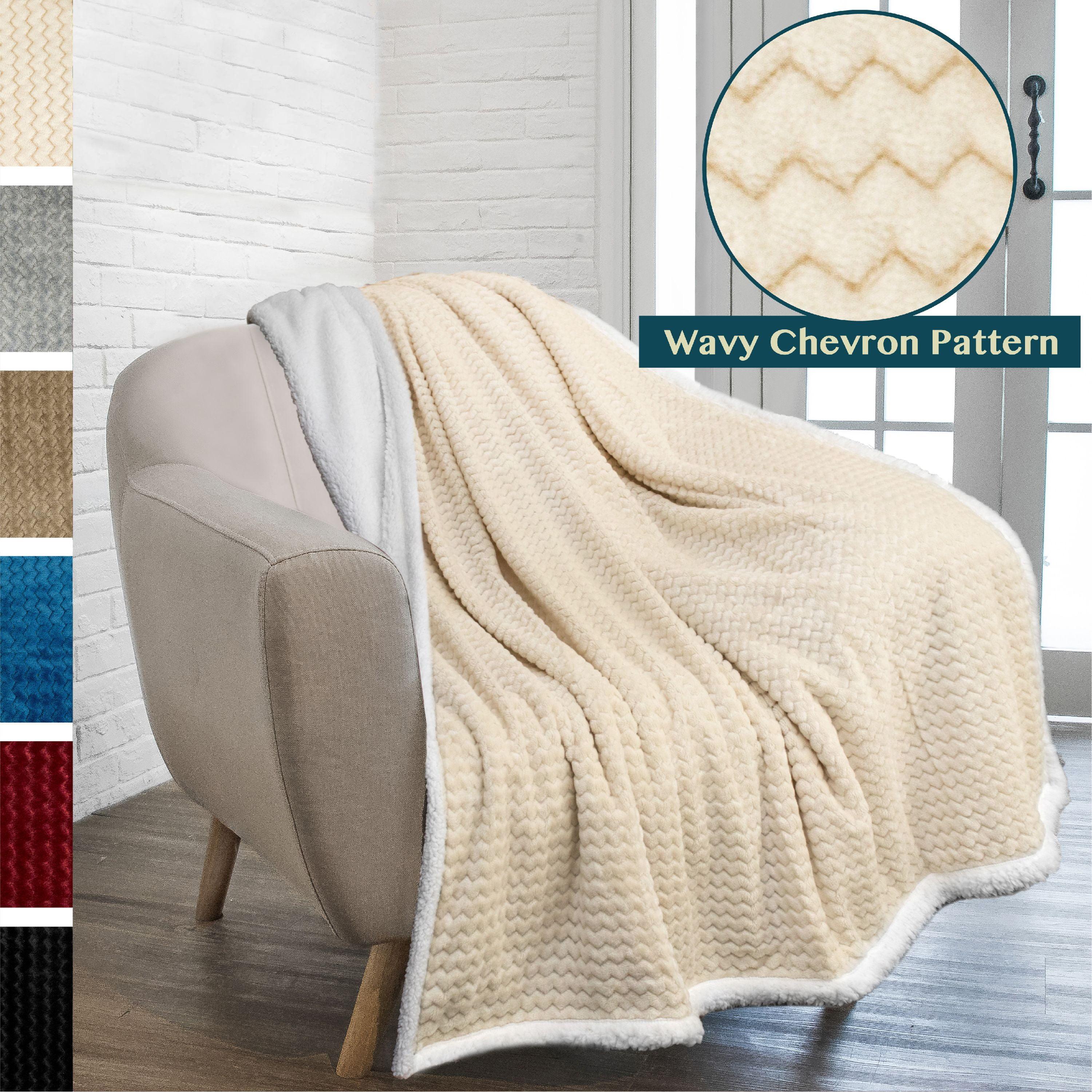 Pavilia Hand Woven Throw Blanket