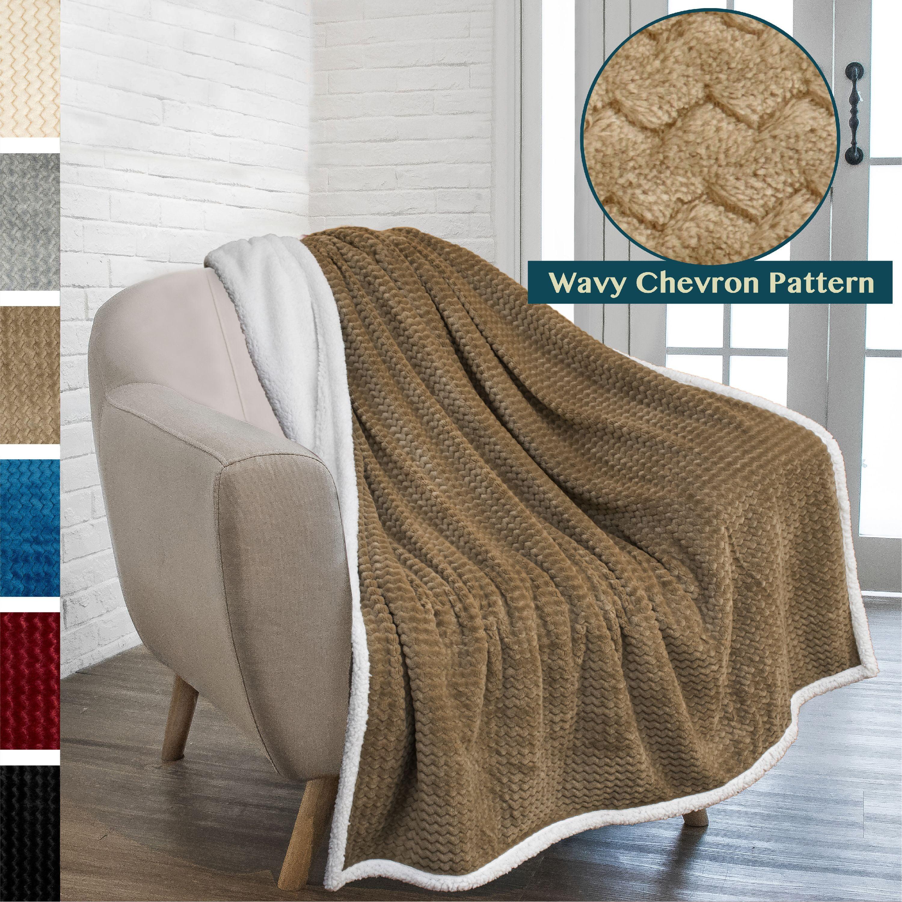 Pavilia Hand Woven Throw Blanket