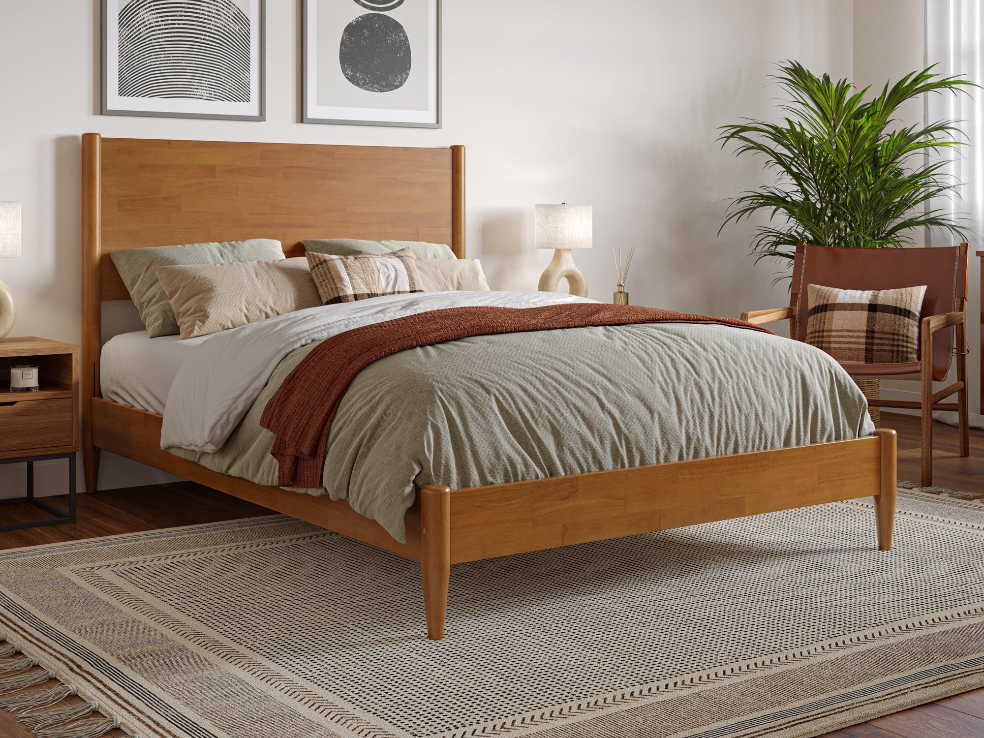 Pasadena Light Toffee Full Solid Wood Platform Bed with Headboard