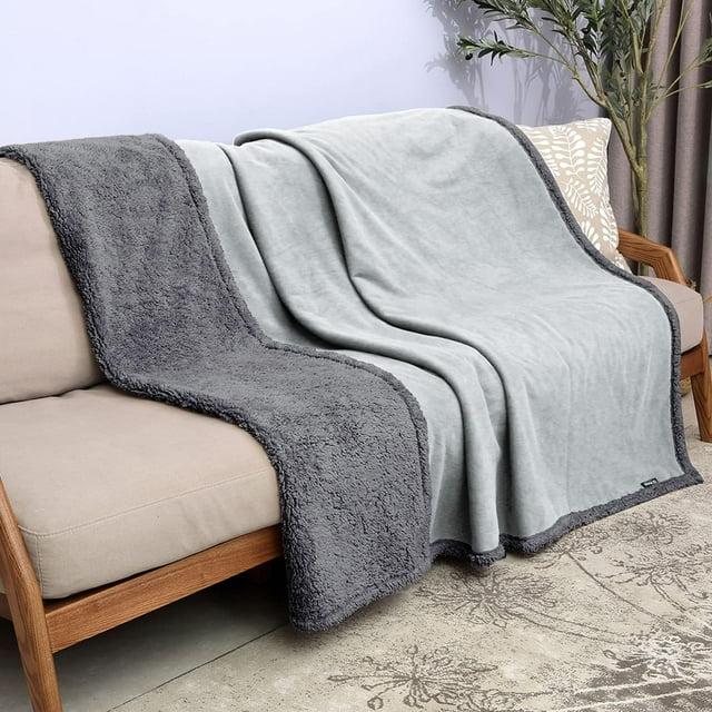 Kritter Planet Waterproof Dog Blanket, Reversible Water Proof Pet Blanket for Couch, Bed & Sofa, Washable Couch Covers for Dogs - Protects Furniture