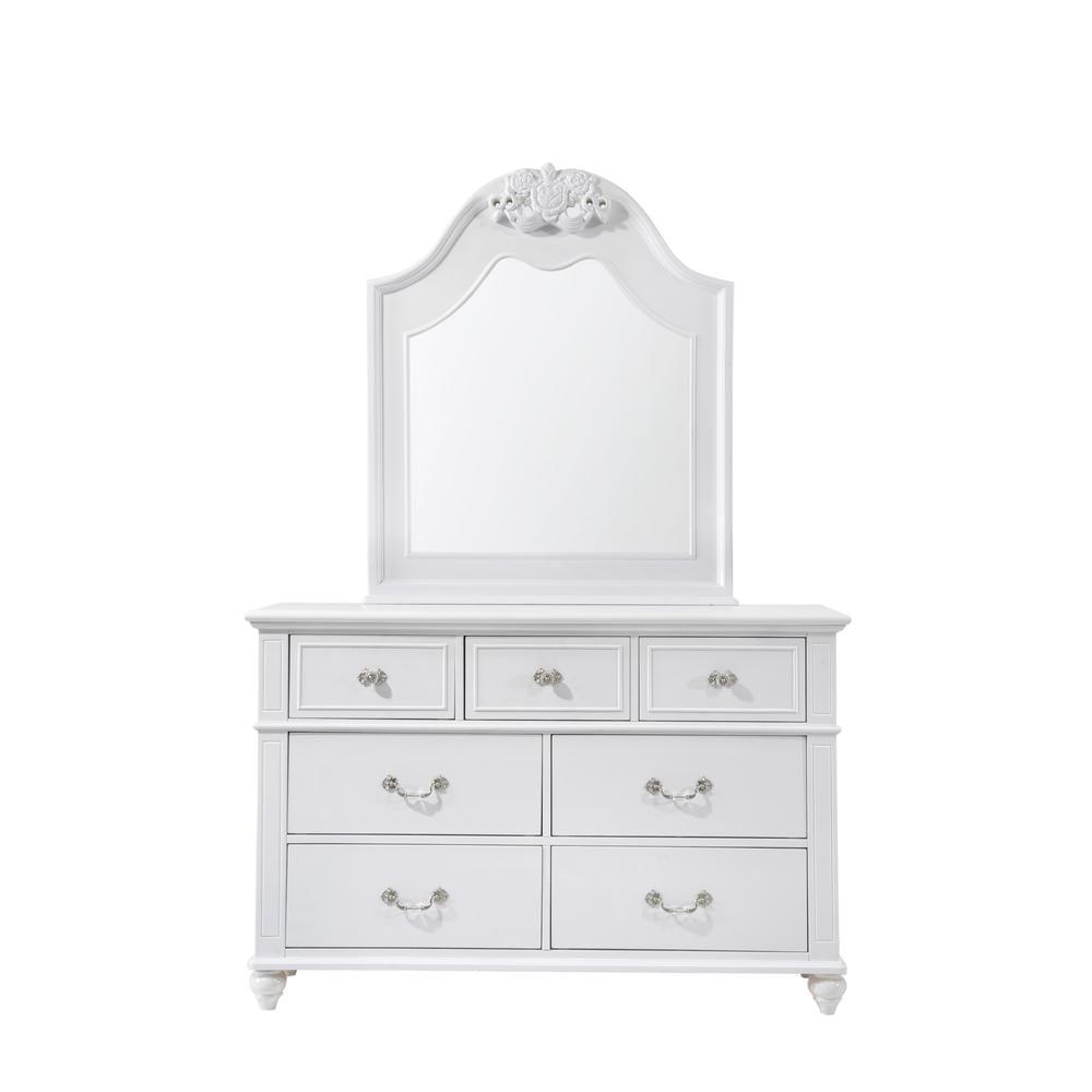 Picket House Furnishings Annie Dresser White: 5-Drawer Horizontal Storage, Wood Frame, Metal Glides