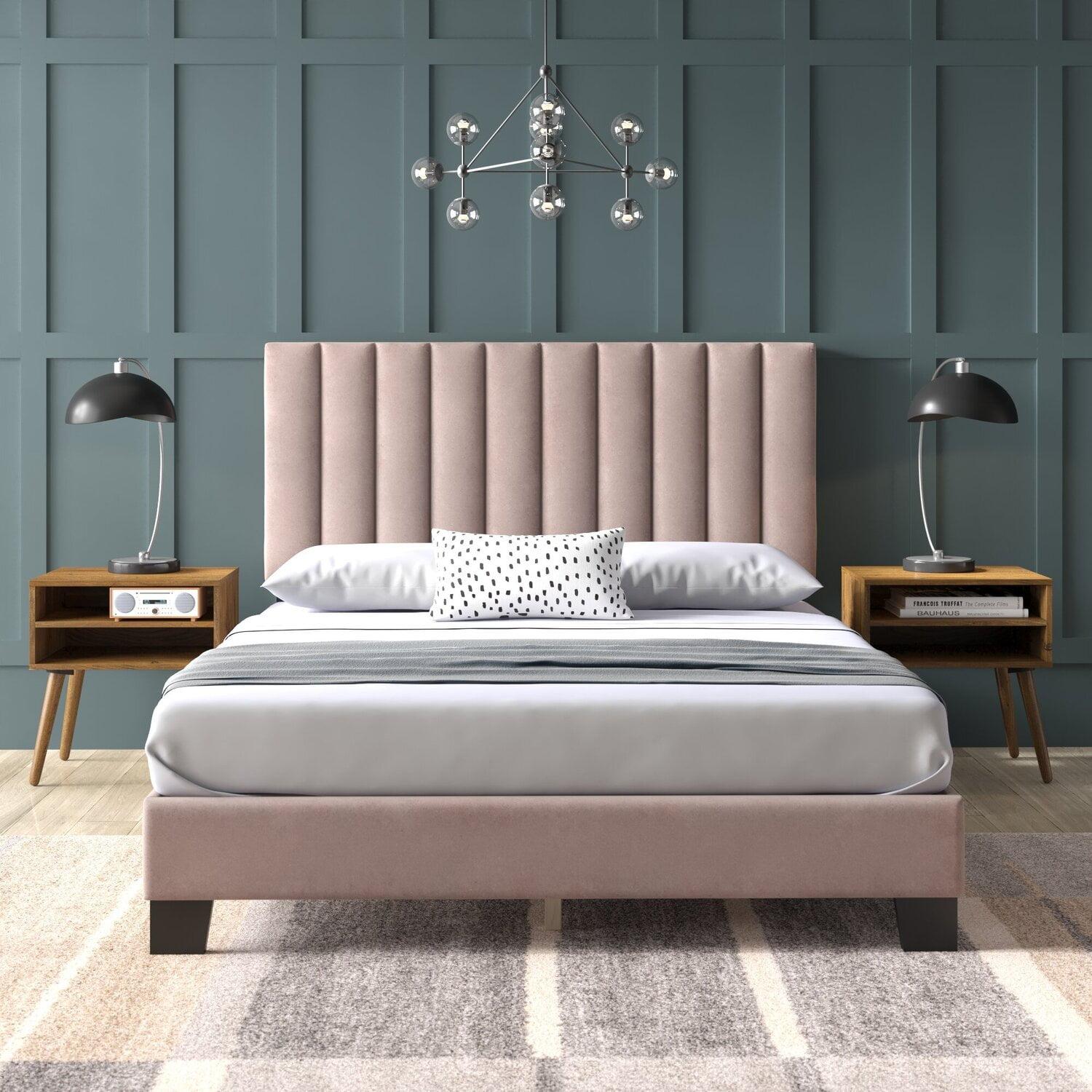 Queen Colbie Upholstered Platform Bed with Nightstands - Picket House Furnishings