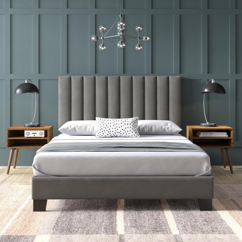 Queen Colbie Upholstered Platform Bed with Nightstands - Picket House Furnishings