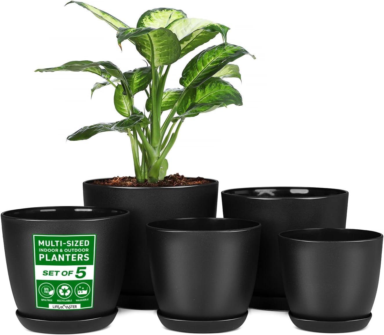 Black Stackable Plastic Plant Pots with Drainage - Set of 5