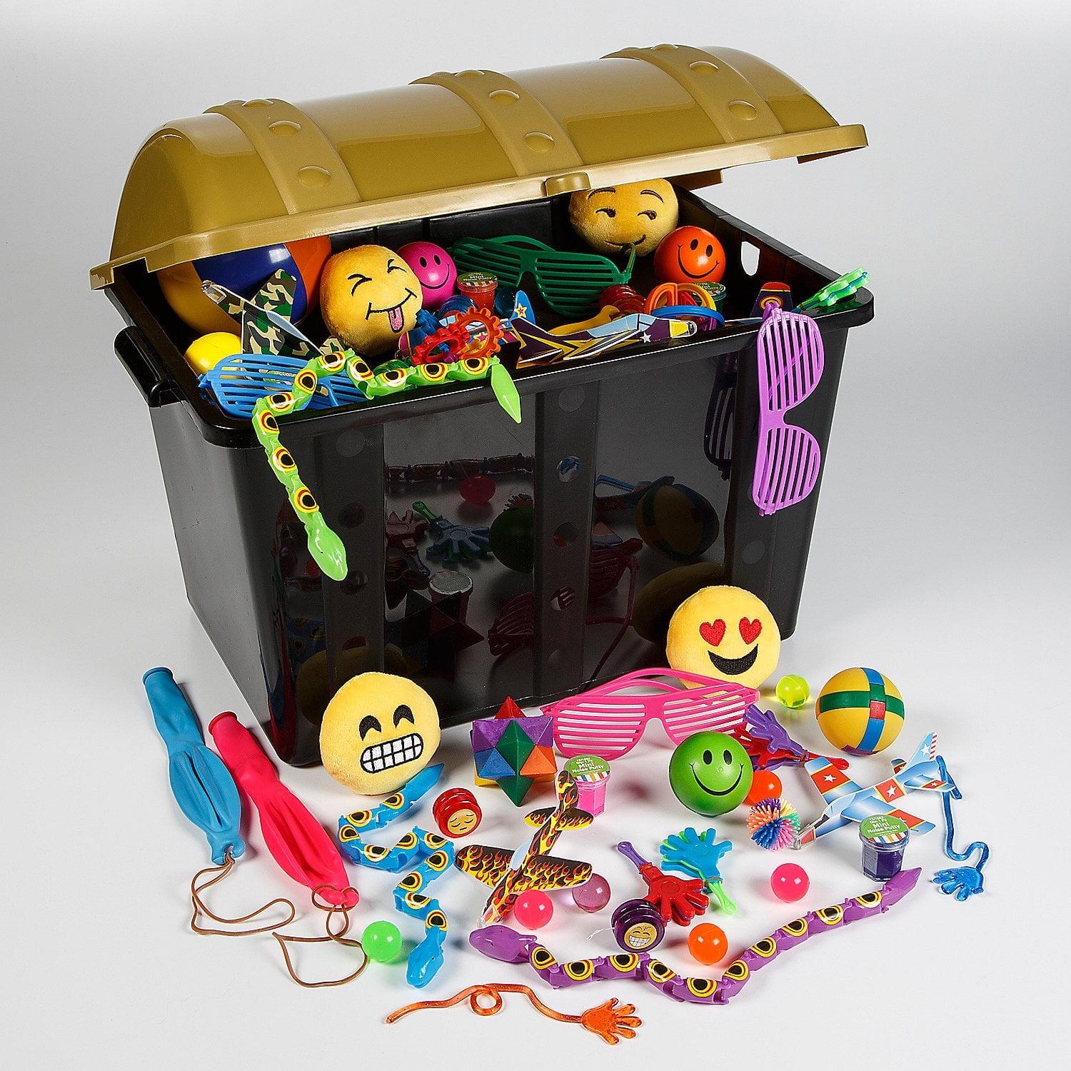 Plastic Treasure Chest With Toys - Party Favors - 500 Pieces