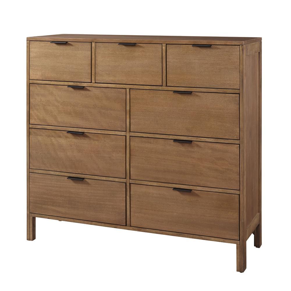 Kira Dresser