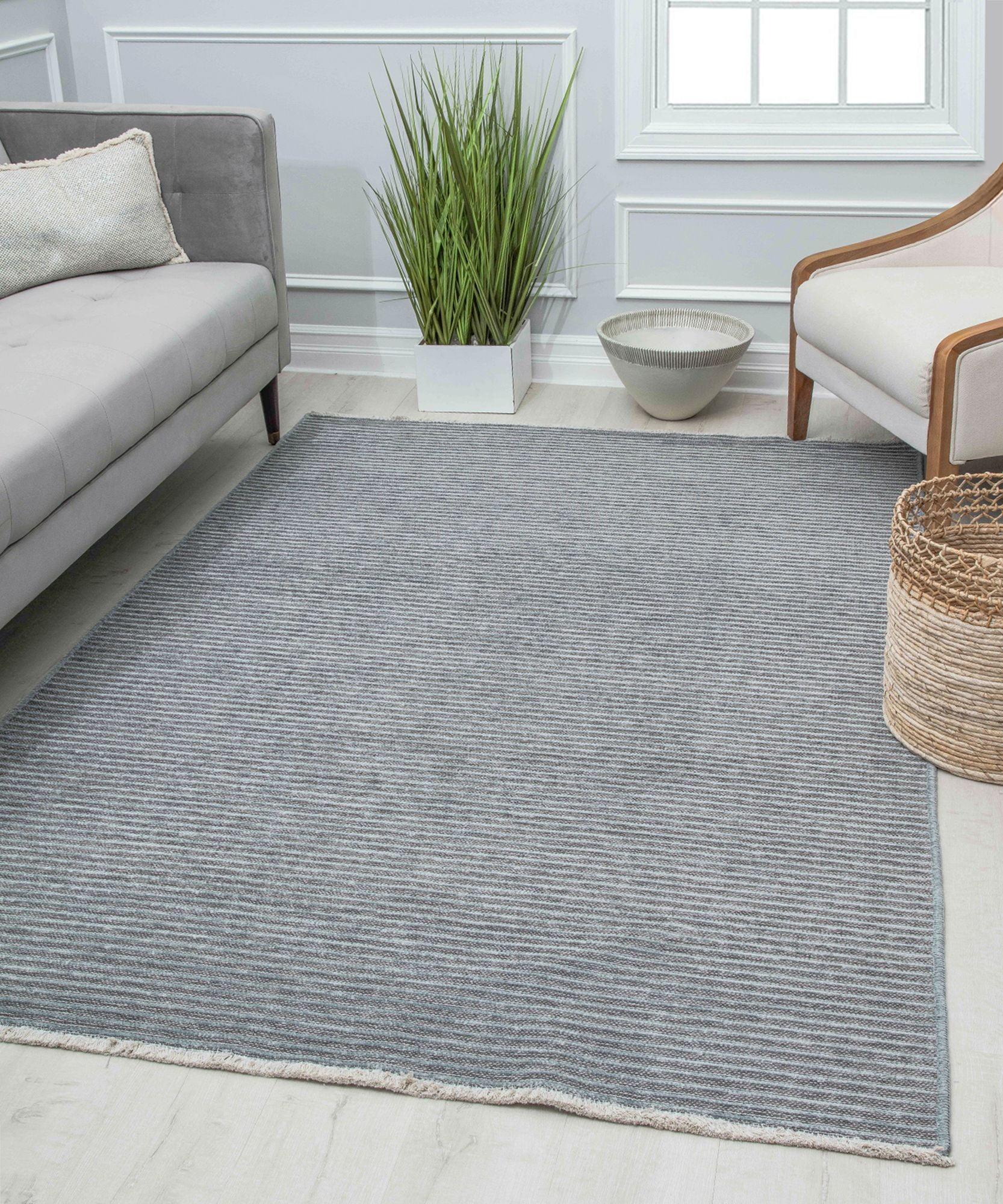 Reversible Rebellious Raven and Tan Chenille Area Rug