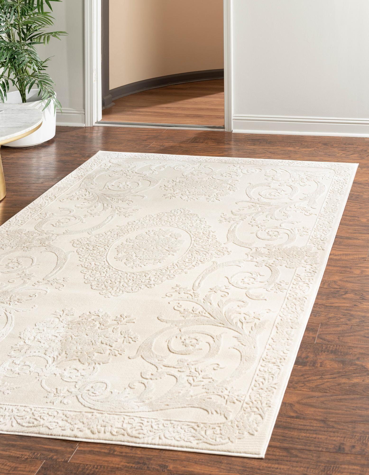 Ivory Medallion 4' x 6' Stain-Resistant Synthetic Area Rug